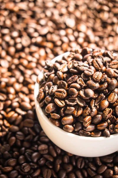 Brown Coffee Beans White Cup Mug — Stock Photo, Image