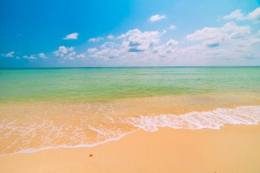 Güzel cennet tropikal plaj ve deniz - tatil tatil kavramı