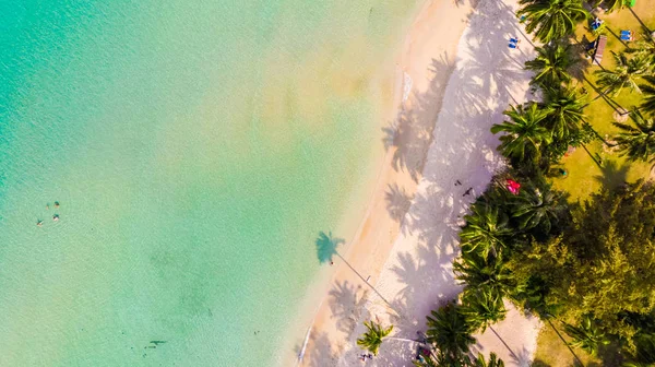 Vista Aérea Con Hermoso Paisaje Tropical Mar Playa Para Viajar — Foto de Stock