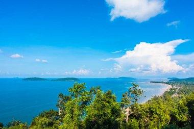 Nokta matsee deniz ve dağ ile Tayland chumphon ilinde görüntülemek