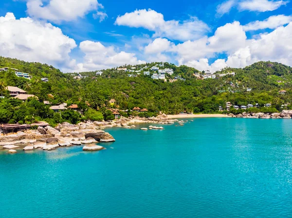 Flygfoto Över Vacker Tropisk Strand Och Havet Med Palmer Och — Stockfoto