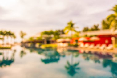 Soyut bulanıklık ve ufuk güzel açık yüzme havuzunda otel ve tatil seyahat ve tatil için