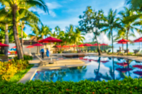 Soyut bulanıklık ve ufuk güzel açık yüzme havuzunda otel ve tatil seyahat ve tatil için
