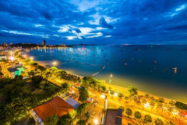 Pattaya City Tayland gece güzel mimari