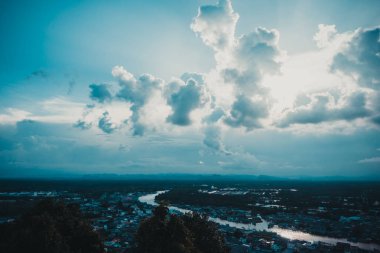 Nokta matsee deniz ve dağ ile Tayland chumphon ilinde görüntülemek