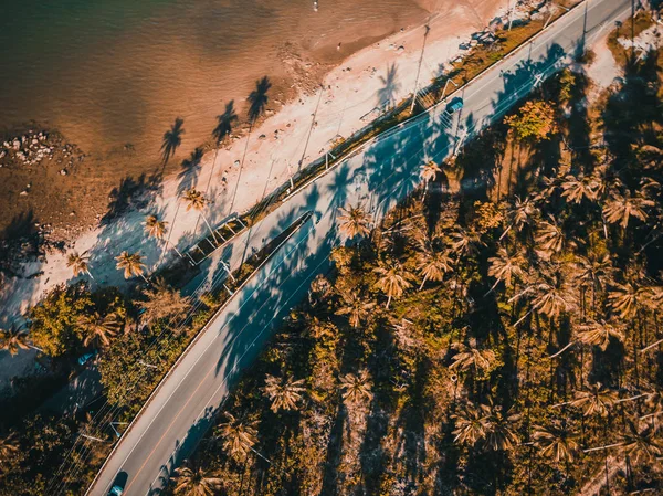 Plaj ve deniz chumphon İl Tayland seyahat ve tatil için güzel havadan görünümü