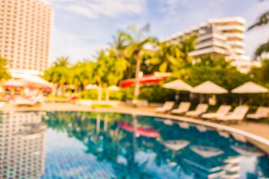 Soyut bulanıklık ve ufuk güzel açık yüzme havuzunda otel ve tatil seyahat ve tatil için