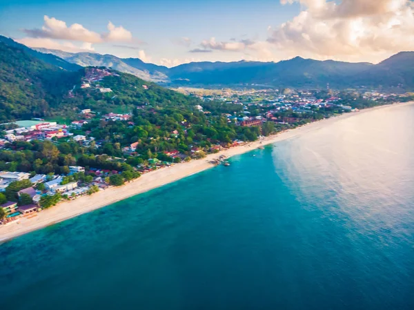 Plaj ve deniz ya da okyanus koh samui Adası Tayland seyahat ve tatil için güzel havadan görünümü