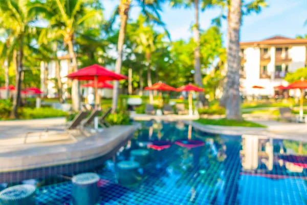 Soyut bulanıklık ve ufuk güzel açık yüzme havuzunda otel ve tatil seyahat ve tatil için