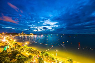 Pattaya City Tayland gece güzel mimari