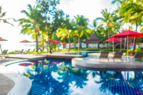 Soyut bulanıklık ve ufuk güzel açık yüzme havuzunda otel ve tatil seyahat ve tatil için