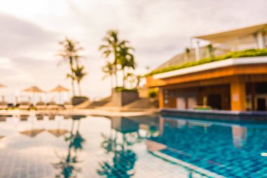 Soyut bulanıklık ve ufuk güzel açık yüzme havuzunda otel ve tatil seyahat ve tatil için
