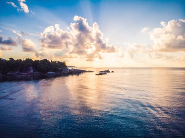 Plaj ve deniz ya da okyanus koh samui Adası Tayland seyahat ve tatil için güzel havadan görünümü