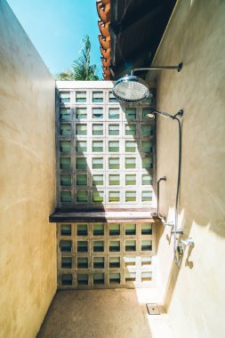 Açık duş ve banyo dekorasyon iç