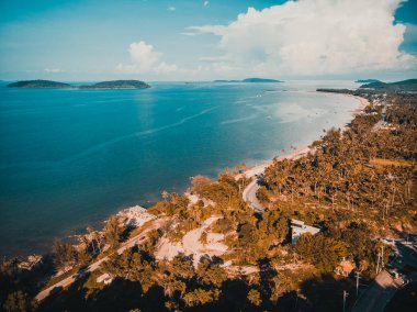 Plaj ve deniz chumphon İl Tayland seyahat ve tatil için güzel havadan görünümü