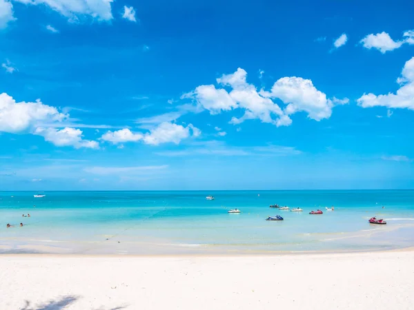 Beautiful Tropical Beach Sea Ocean Travel Vacation Copy Space — Stock Photo, Image