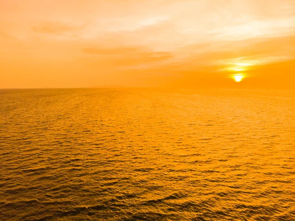 Vista Aerea Bella Spiaggia Tropicale Mare Isola Tramonto Viaggi Vacanze — Foto Stock