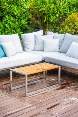 Kanepe dekorasyon açık veranda tropikal ve doğa manzaralı konforlu yastık