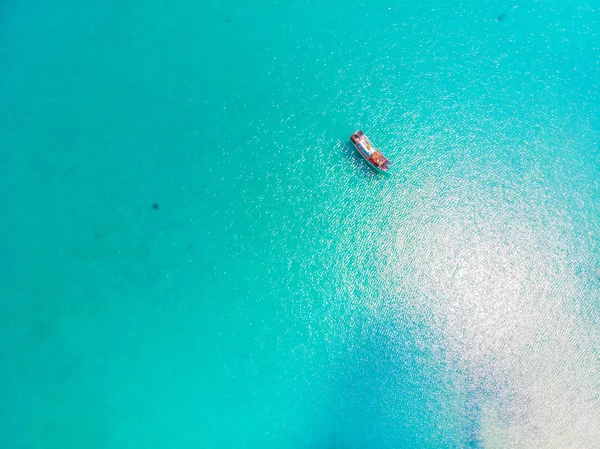 Belle Vue Aérienne Bateau Sur Mer Océan Pour Les Vacances — Photo