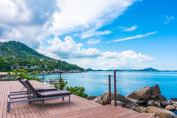 Beautiful Tropical Sea Ocean Blue Sky Background Bed Patio Balcony — Stock Photo, Image