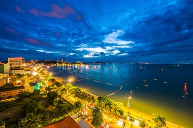 Pattaya City Tayland gece güzel mimari