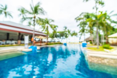 Seyahat ve tatil için güzel otel resort ve yüzme havuzu arka plan bulanıklık