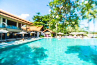 Seyahat ve tatil için güzel otel resort ve yüzme havuzu arka plan bulanıklık