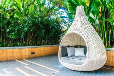 Kanepe dekorasyon açık veranda tropikal ve doğa manzaralı konforlu yastık