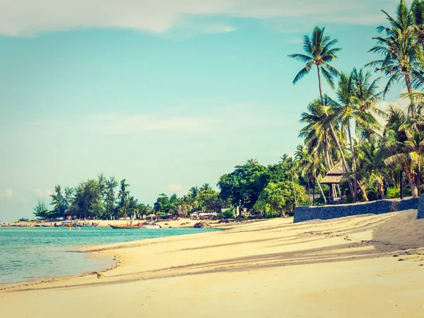 Hermosa Playa Tropical Mar Con Palmera Coco Para Viajes Vacaciones — Foto de Stock