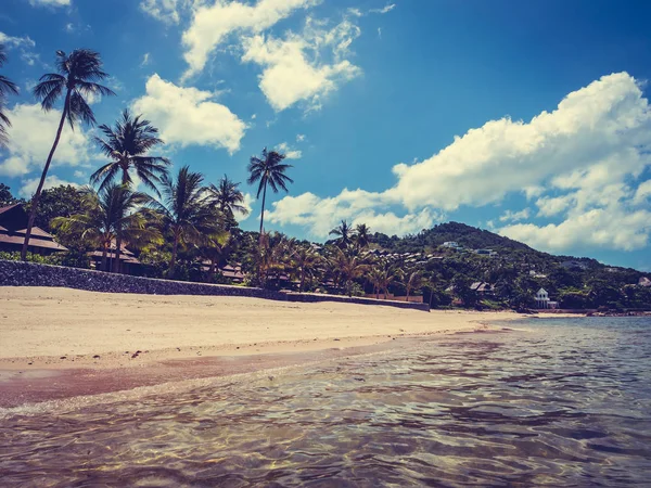 Beautiful Tropical Beach Sea Coconut Palm Tree Travel Vacation — Stock Photo, Image