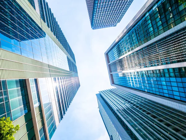 Prachtige Wolkenkrabber Met Architectuur Glazen Venster Exterieur Van Gebouw Rond — Stockfoto