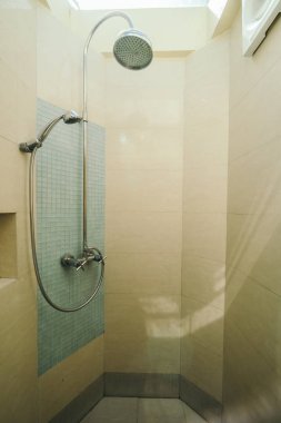 Açık duş ve banyo dekorasyon iç