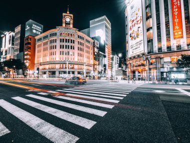 Tokyo Ginza, Japonya - 1 Ağustos 2018: Ginza bölge ve alan bir yerdir alışveriş merkezi ve tokyo mağaza alışveriş için lüks popüler