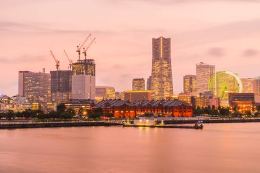 Güzel dış yapı ve Mimarlık Yokohama şehir manzarası Japonya geceleri