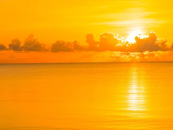 Пляжный Океанский Пейзаж Облаками Небом Восходе Закате Солнца Путешествий Отдыха — стоковое фото