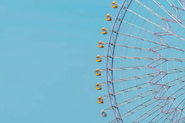 Ferris Wheel Amusement Festival Park Blue Sky Background — Stock Photo, Image