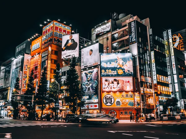 Tokio Japón Ago 2018 Una Gran Cantidad Signos Área Akihabara —  Fotos de Stock