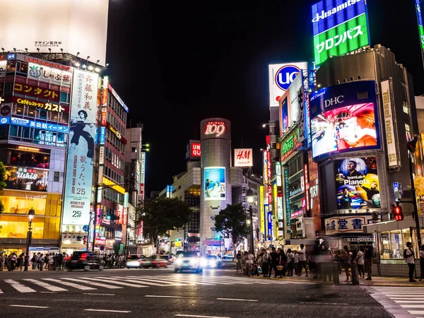 Japonia Tokio Shibuya Lipca 2018 Pieszych Osób Pieszych Wokół Dzielnicy — Zdjęcie stockowe