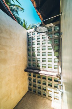 Açık duş ve banyo dekorasyon iç