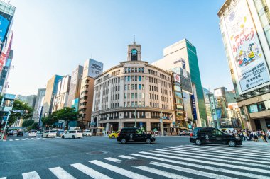 Tokyo Japonya - 1 Ağustos 2018: Ginza alandır en lüks alışveriş merkezi ve mağaza tokyo Japonya