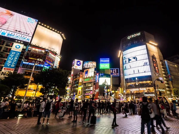 Shibuya Tokyo Japón Julio 2018 Los Peatones Cruzan Área Del —  Fotos de Stock