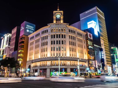 Tokyo Ginza, Japonya - 1 Ağustos 2018: Ginza bölge ve alan bir yerdir alışveriş merkezi ve tokyo mağaza alışveriş için lüks popüler