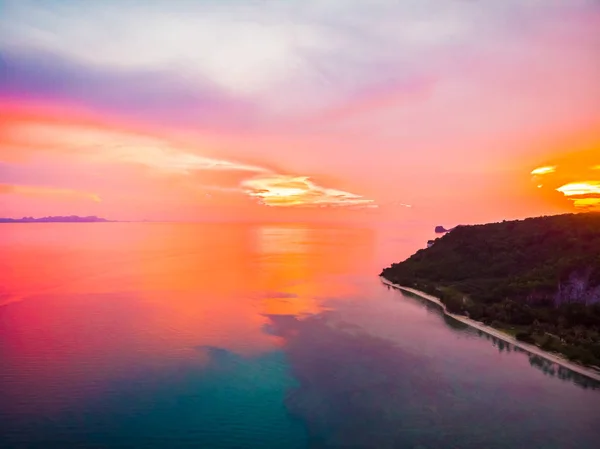 Letecký Pohled Krásnou Tropickou Pláž Moře Palm Další Strom Koh — Stock fotografie