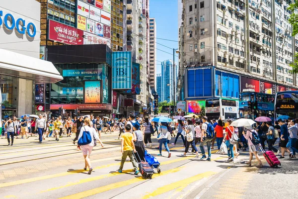 Hongkong Čína Září 2018 Krásnou Architekturu Budova Spoustou Lidí Dopravy — Stock fotografie