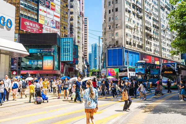 Hongkong Čína Září 2018 Krásnou Architekturu Budova Spoustou Lidí Dopravy — Stock fotografie