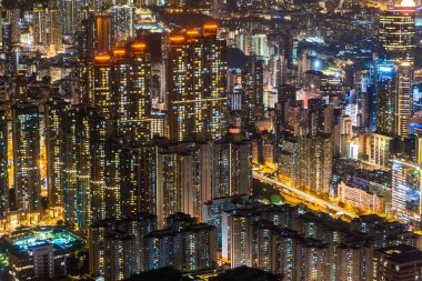 Hong kong şehir manzarası desende geceleri bina güzel mimari