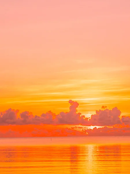Beautiful Tropical Beach Sea Ocean Landscape Cloud Sky Sunrise Sunset — Stock Photo, Image