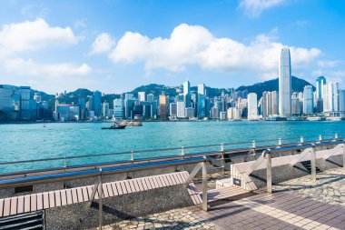 Hong kong şehir manzarası ile mavi gökyüzü arka plan dış cityscape bina güzel mimari
