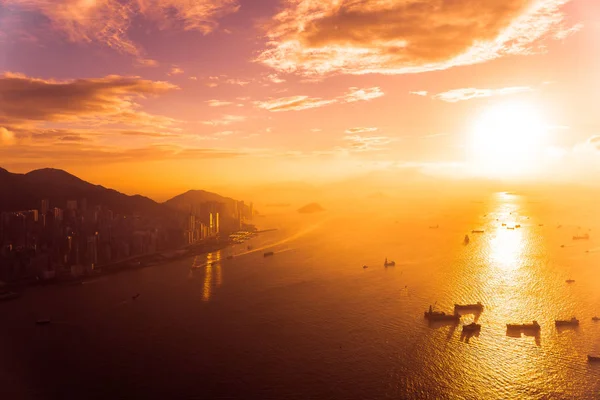 Beautiful Colorful Sunset Hong Kong City Skyline Sea Ocean Bay — Stock Photo, Image