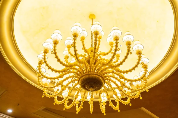 Piękne Luksusowe Elektryczne Oświetlenie Sufitowe Dekoracji Wnętrz Pokoju — Zdjęcie stockowe